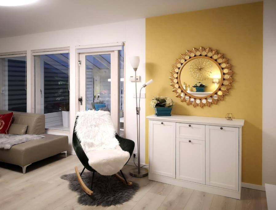 משדה Haus Julia Direkt Am Hennesee Mitten Im Sauerland מראה חיצוני תמונה
