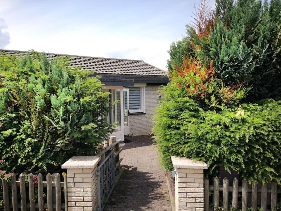 משדה Haus Julia Direkt Am Hennesee Mitten Im Sauerland מראה חיצוני תמונה